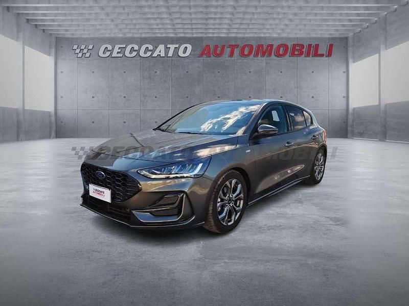 Usata Ford Focus ST-Line 116 CV (85 kW) 2025 Grigio Utilitaria