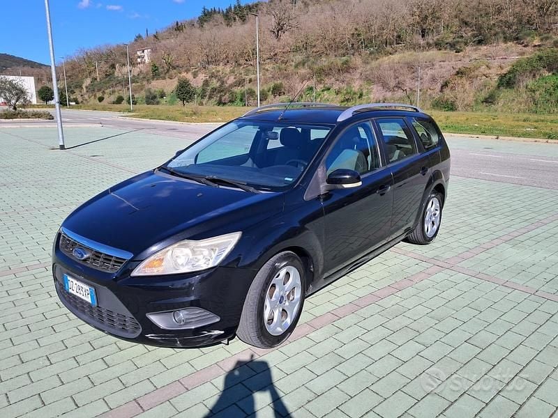 Usata Ford Focus Titanium 90 CV (66 kW) 2009 Nero Station wagon