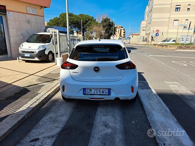 Usata Opel Corsa Edition 75 CV (55 kW) 2023 Bianco Utilitaria