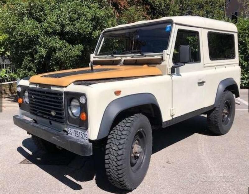 Usata 1984 Land Rover Defender SUV | 10.000 € - Immagine 1/4