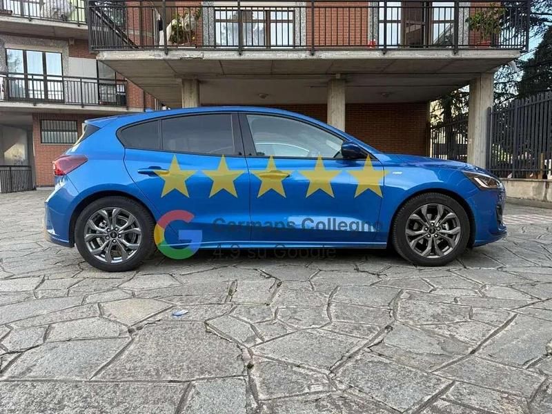 Usata Ford Focus ST 125 CV (91 kW) 2022 Blu/azzurro Berlina