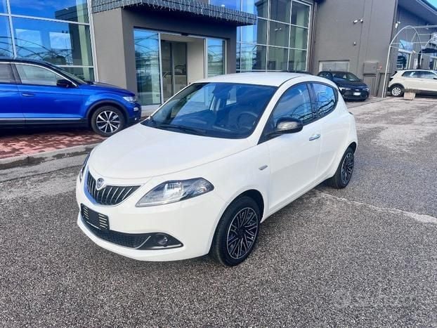Usata Lancia Ypsilon S 69 CV (50 kW) 2024 Utilitaria