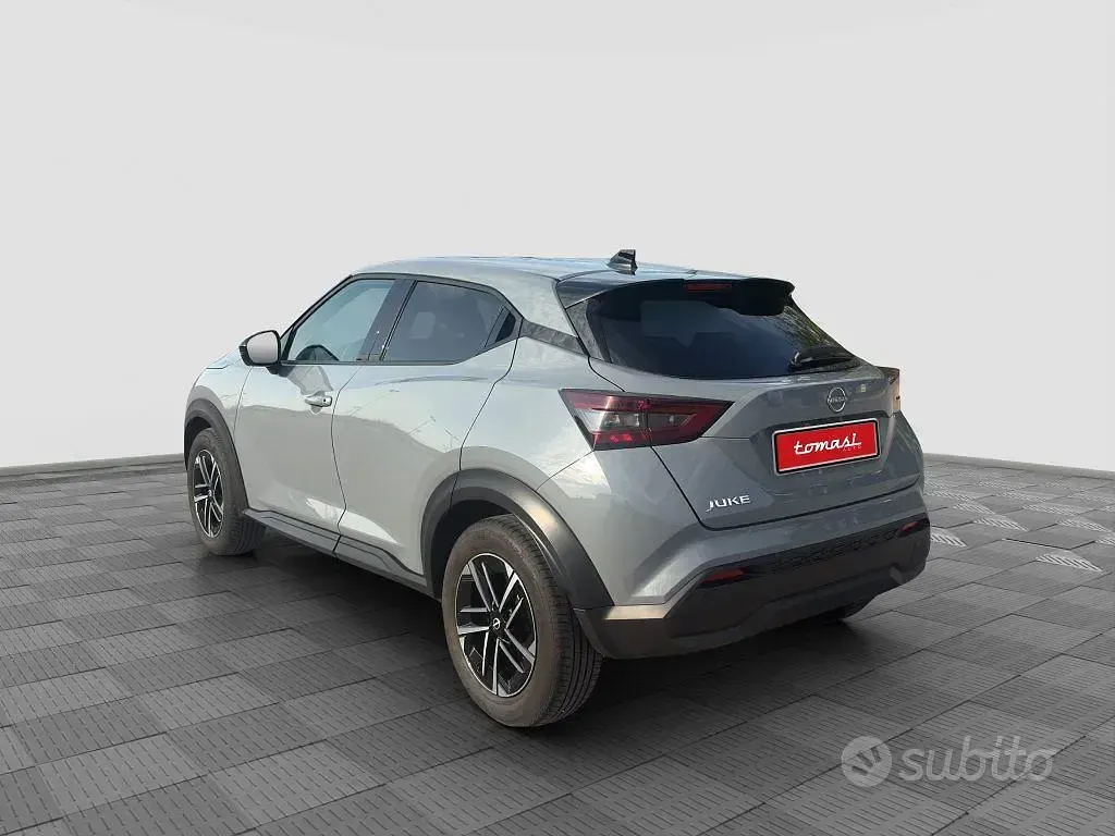 Usata Nissan Juke N-Connecta 114 CV (83 kW) 2025 Grigio SUV