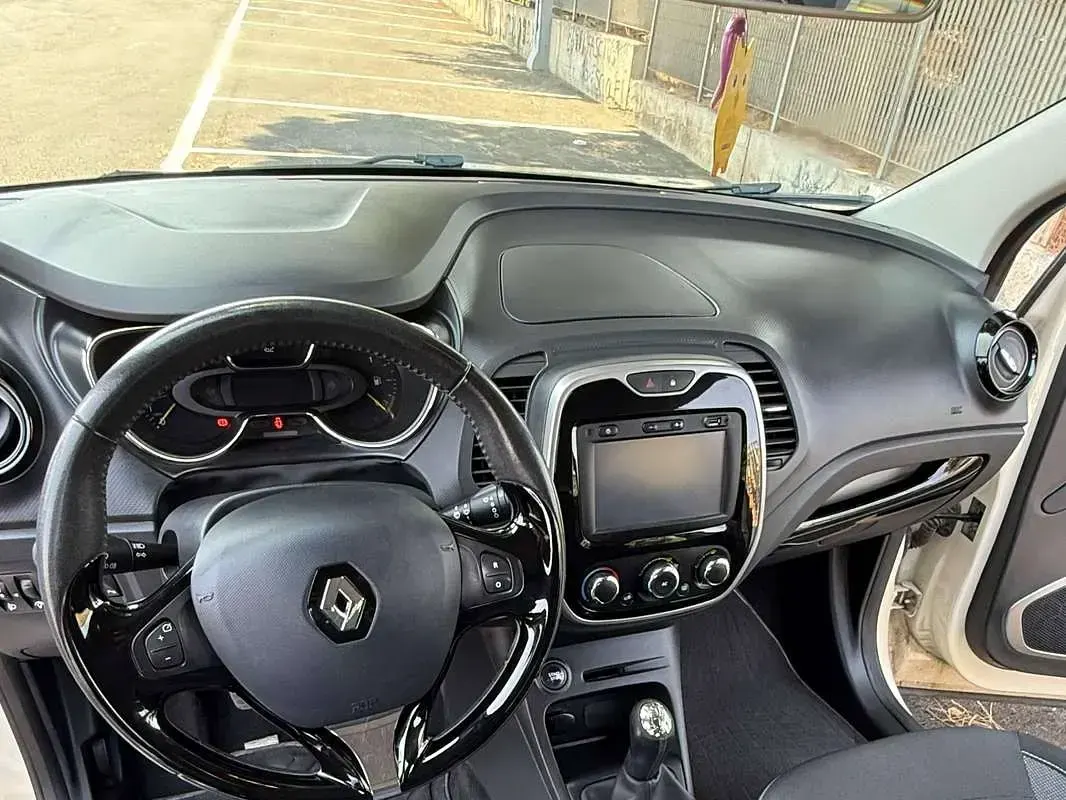 Usata Renault Captur 90 CV (66 kW) 2014 Bianco SUV