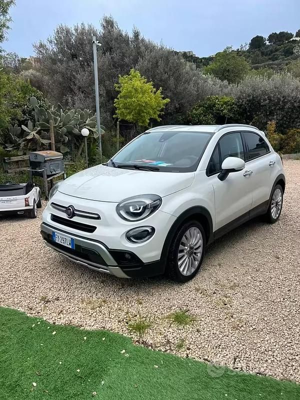 Usata Fiat 500 Cross 95 CV (69 kW) 2019 Bianco Station wagon
