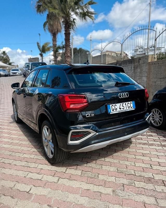 Usata Audi Q2 Admired 116 CV (85 kW) 2021 Nero SUV