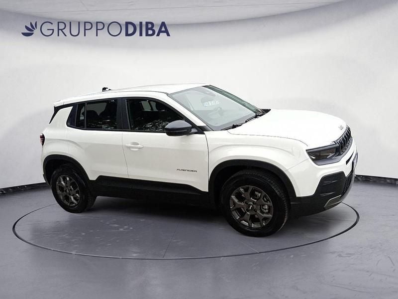 Käytetty Jeep Avenger Longitude 101 HP (74 kW) 2025 Valkoinen Katumaasturi