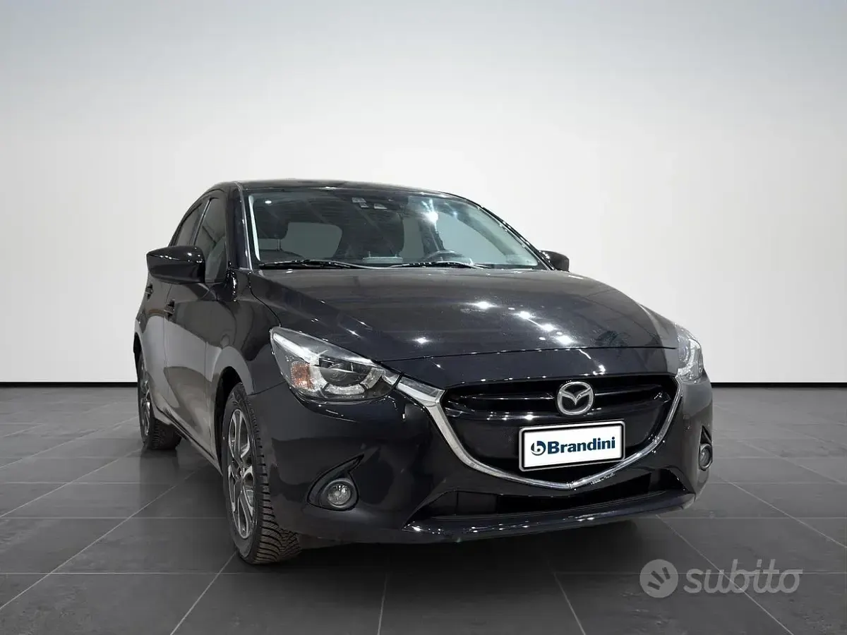 Usata Mazda 2 Exceed 90 CV (66 kW) 2016 Nero cinema Berlina
