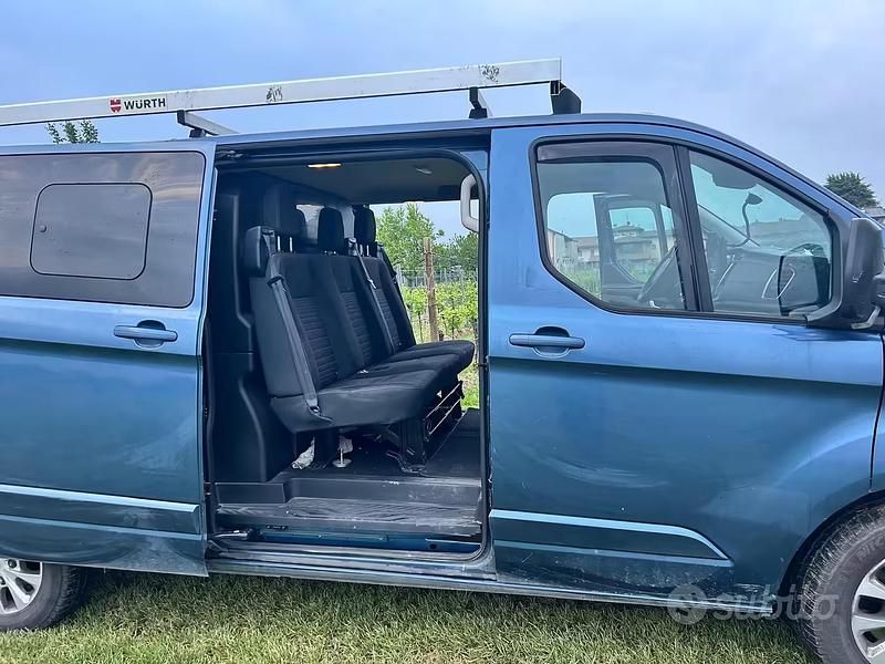 Usata Ford Transit Custom Titanium 2020 Blu Utilitaria