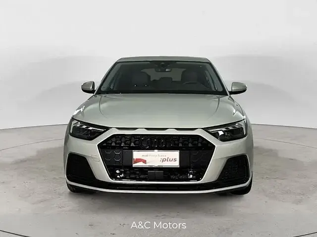 Usata Audi A1 Sportback Business 116 CV (85 kW) 2025 Argento Utilitaria