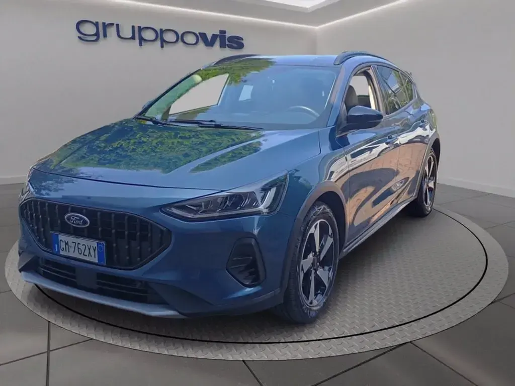 Usata Ford Focus Active 125 CV (91 kW) 2023 Chrome blue SUV