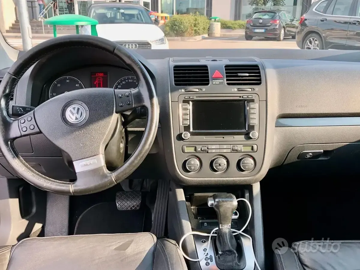 Usata VW Golf VI 170 CV (125 kW) 2008 Nero Utilitaria