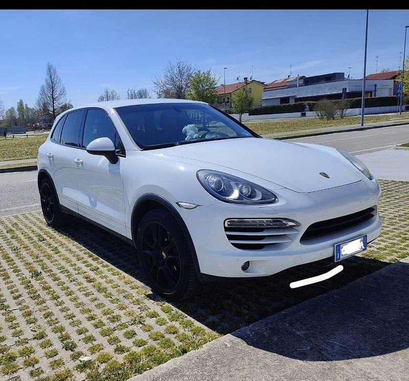 Usata 2012 Porsche Cayenne SUV | 18.500 € (Ottimo prezzo) - Immagine 1/4