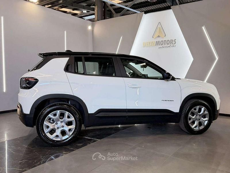 Usata Jeep Avenger Altitude 101 CV (74 kW) 2025 Bianco SUV