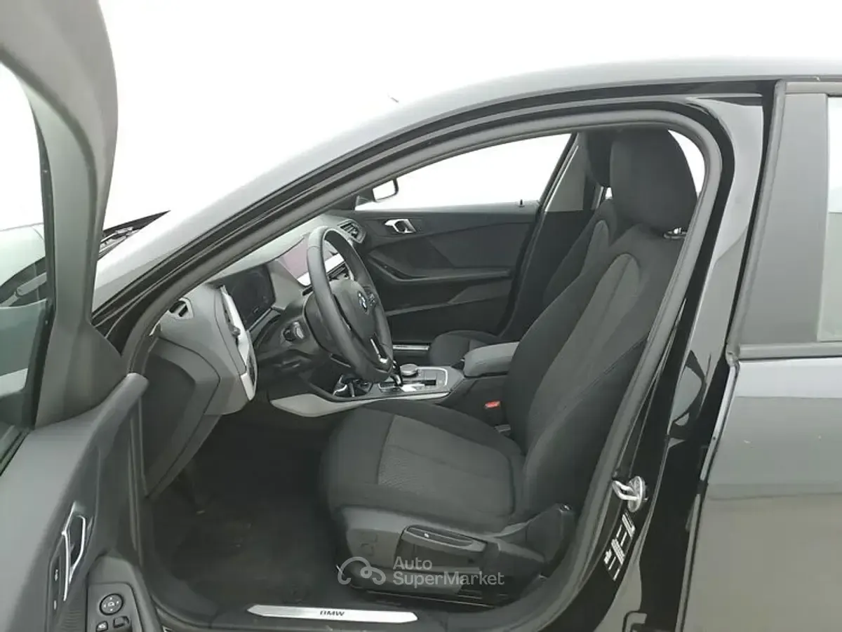 Usata BMW 116 116 CV (85 kW) 2023 Nero Utilitaria