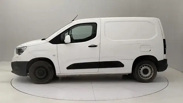 Occasion Opel Combo Edition 101 ch (74 kW) 2020 Blanc Monospace