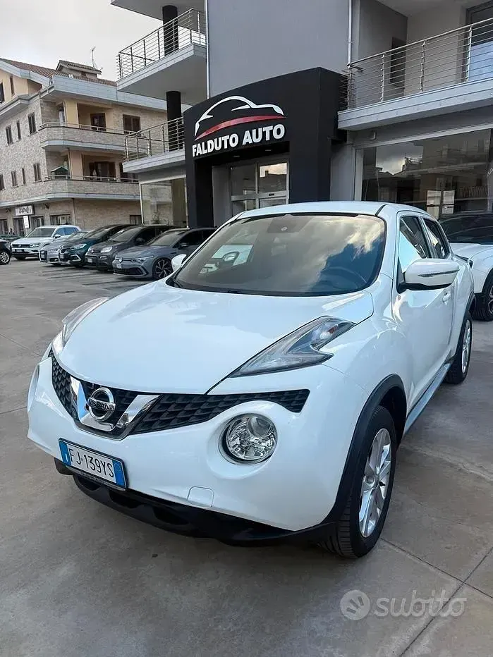 Usata Nissan Juke Acenta 110 CV (80 kW) 2017 Bianco SUV
