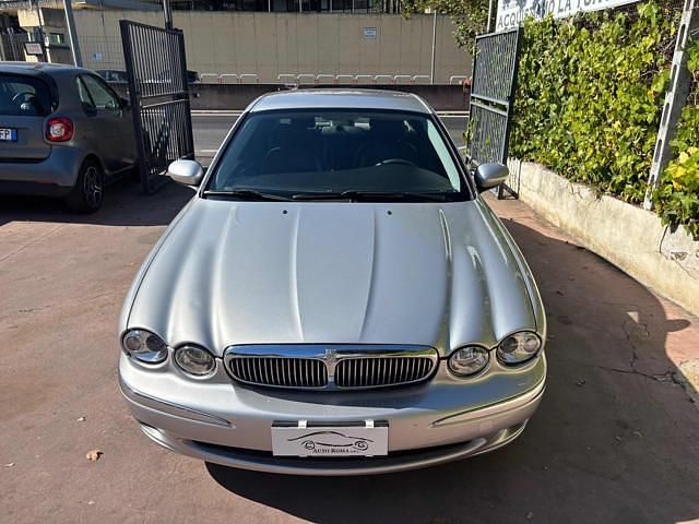 Usata Jaguar X-type Executive 196 CV (144 kW) 2005 Argento Berlina