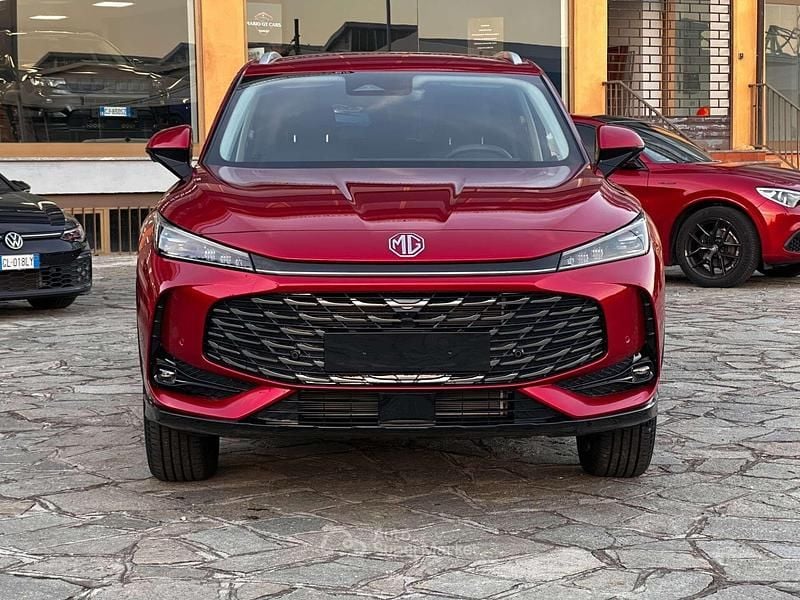 Nuova MG HS Luxury 162 CV (119 kW) 2025 Rosso SUV