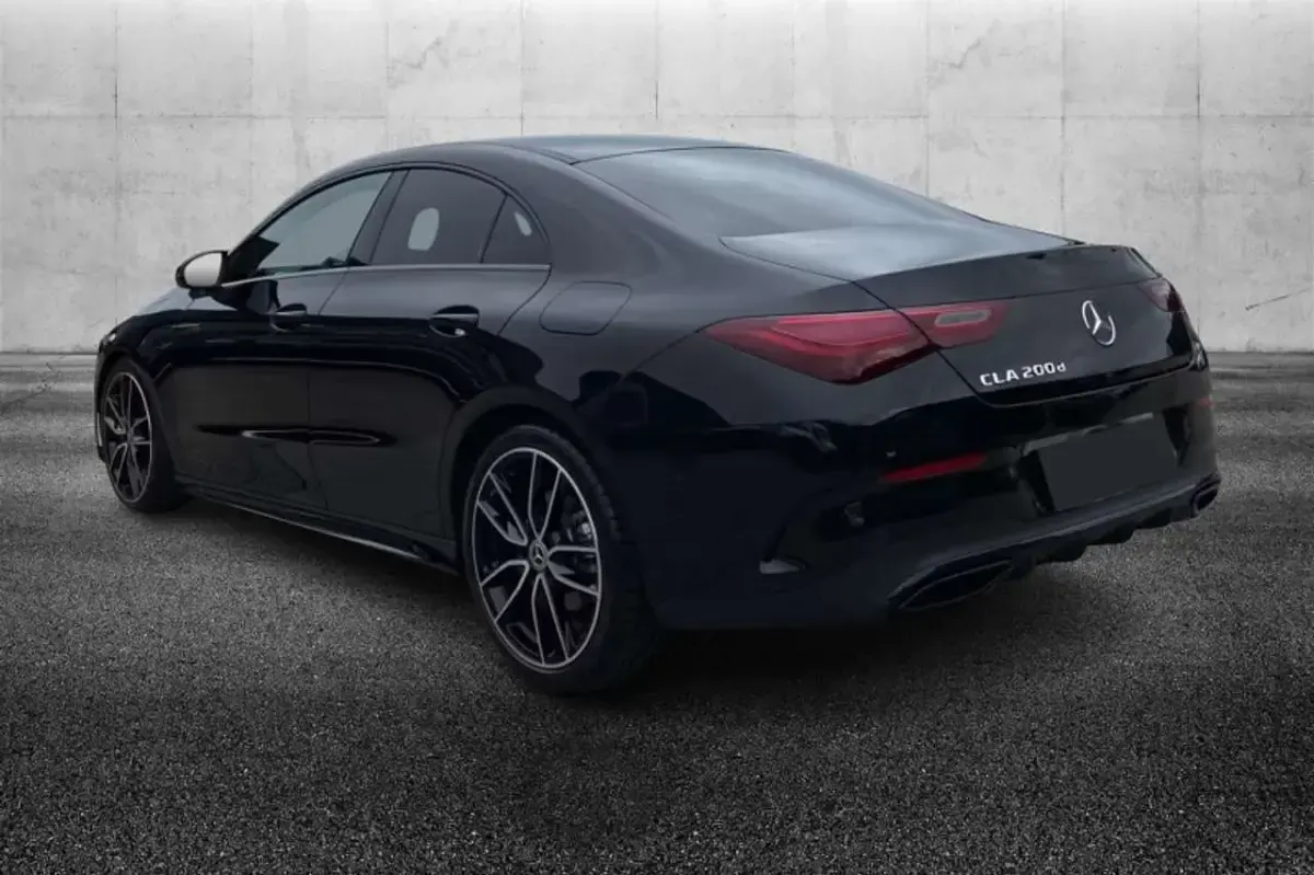 Usata Mercedes CLA200 AMG Line Premium 150 CV (110 kW) 2025 Nero Berlina