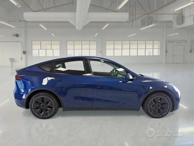 Usata Tesla Model Y Long Range AWD 152 kW (208 CV) 2022 Bluazzurro SUV