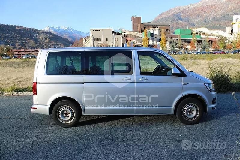 Usata VW Caravelle 150 CV (110 kW) 2019 Grigio Monovolume