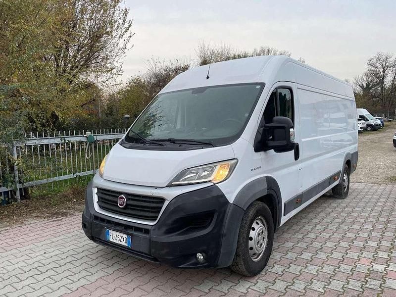 Bianco pastello Usata 2017 Fiat Ducato 33 Furgone | 12.460 € (Buon prezzo) - Immagine 1/4