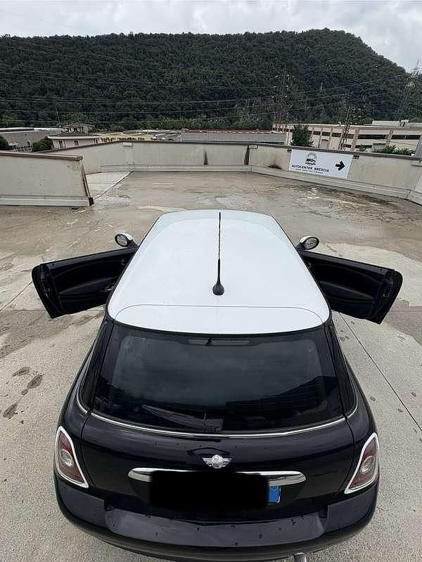 Usata Mini ONE 75 CV (55 kW) 2010 Utilitaria