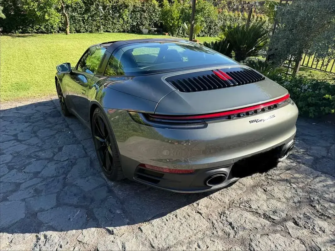 Usata Porsche 911 Targa 4S 450 CV (330 kW) 2021 Verde Cabrio