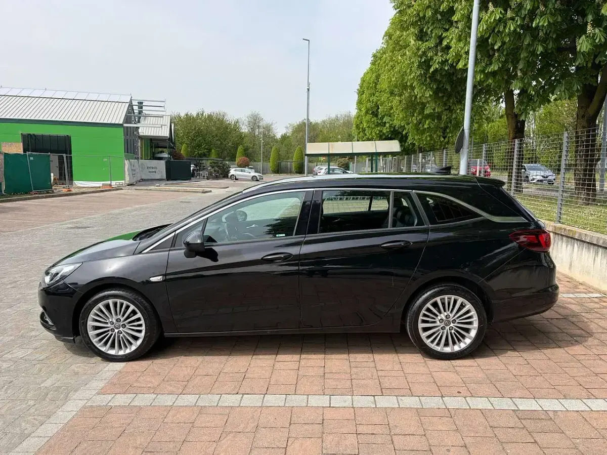 Usata Opel Astra S 110 CV (80 kW) 2017 Nero Station wagon