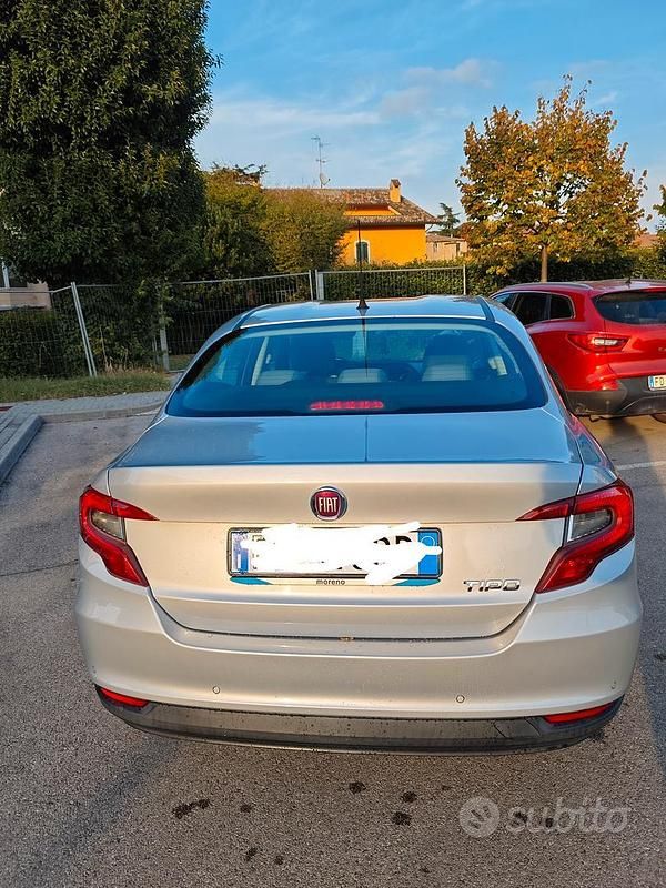 Usata Fiat Tipo 2018 Grigio Berlina