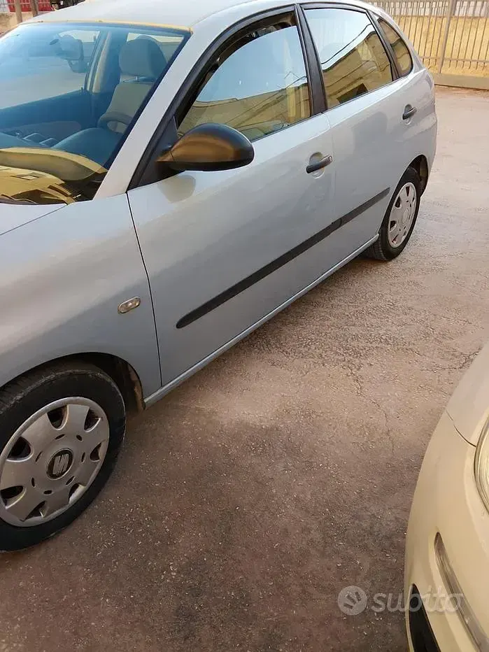 Usata Seat Ibiza 75 CV (55 kW) 2002 Utilitaria