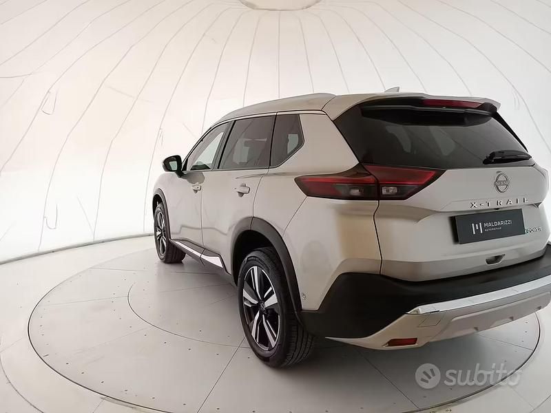 Usata Nissan X-Trail Tekna 204 CV (150 kW) 2024 Grigio SUV