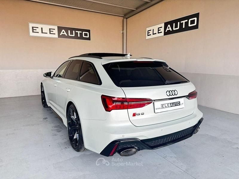 Usata Audi RS6 Ambiente 628 CV (461 kW) 2024 Argento Station wagon