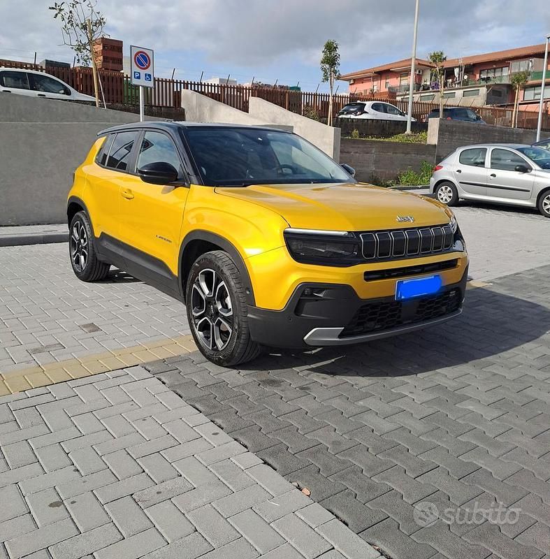 Usata Jeep Avenger Summit 101 CV (74 kW) 2023 SUV