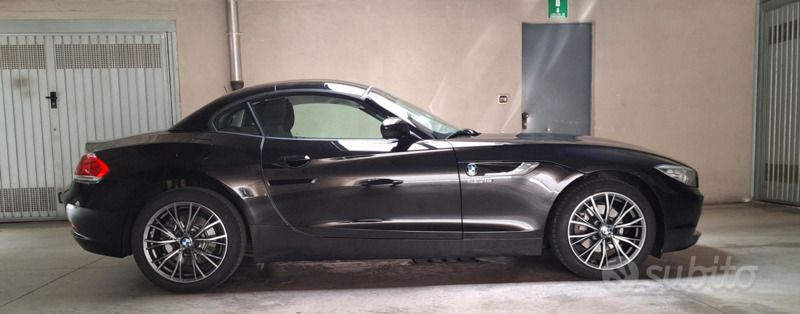 Usata BMW Z4 156 CV (114 kW) 2014 Nero Cabrio