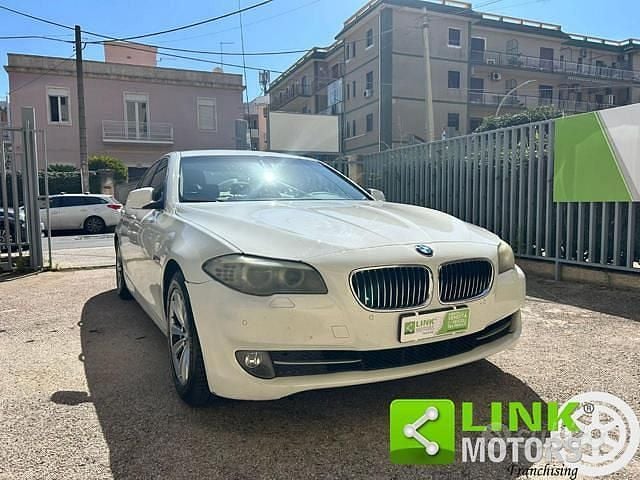 Usata BMW 520 Comfort Edition 184 CV (135 kW) 2012 Bianco Berlina