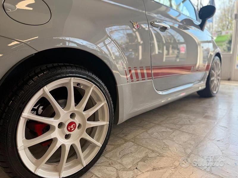 Usata Abarth 595 145 CV (106 kW) 2022 Grigio Berlina