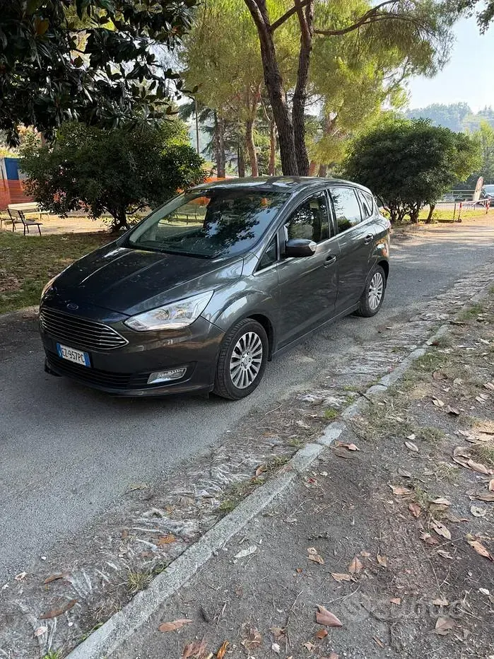 Usata Ford C-MAX Titanium 120 CV (88 kW) 2015 Grigio Monovolume