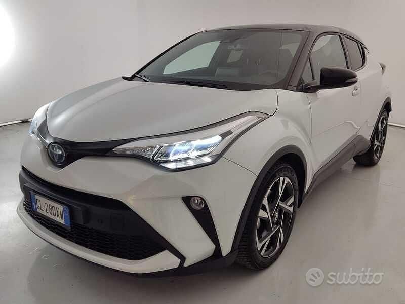 Usata Toyota C-HR Trend 152 CV (111 kW) 2023 Bianco SUV