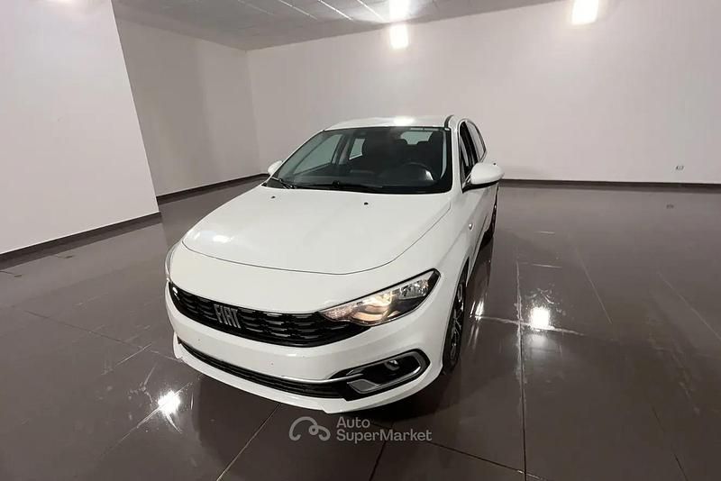 Usata Fiat Tipo City Life 101 CV (74 kW) 2023 Bianco Utilitaria