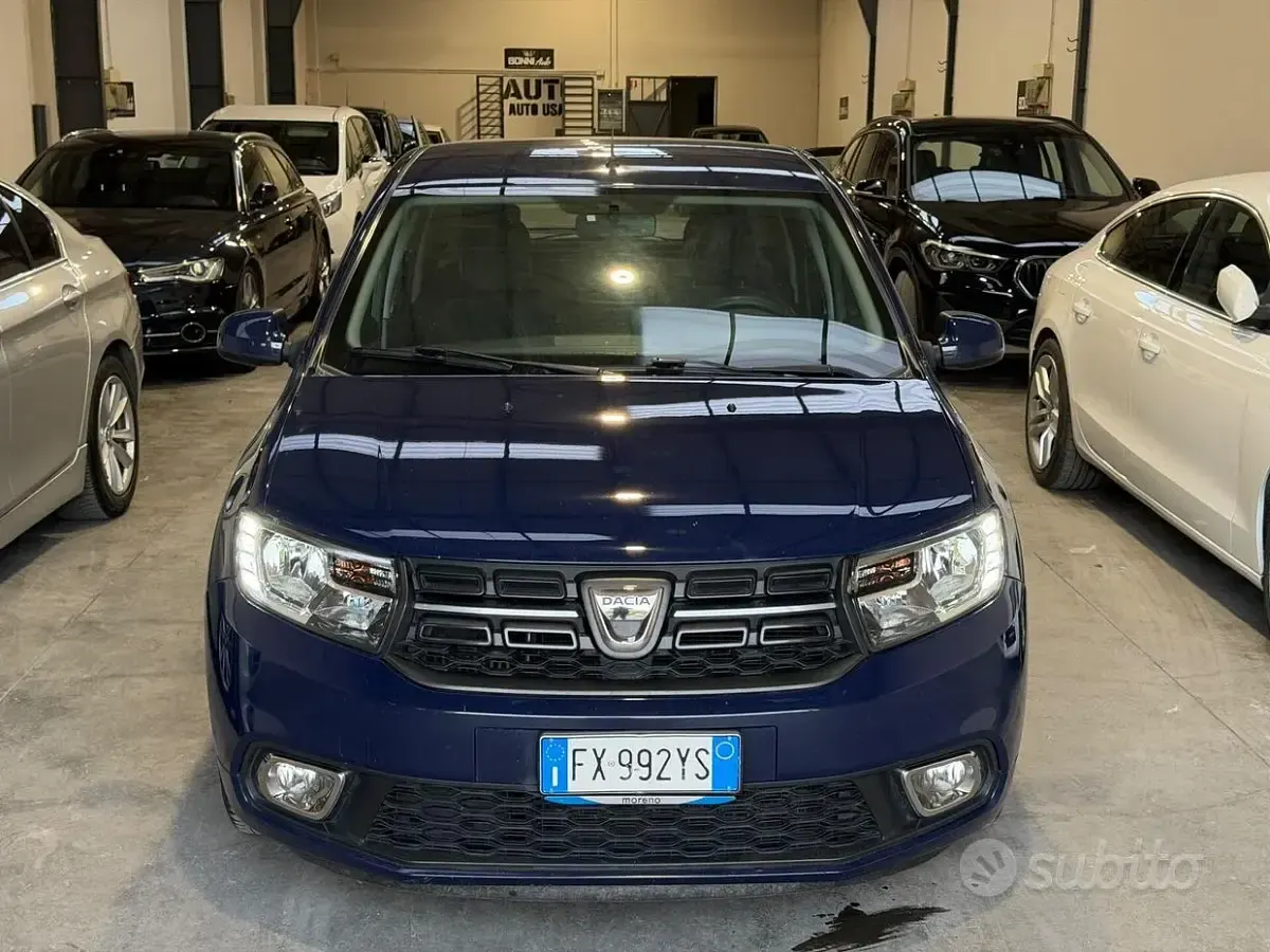 Usata Dacia Sandero Acces 90 CV (66 kW) 2020 Blu Berlina
