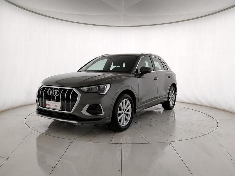 Usata Audi Q3 Advanced 150 CV (110 kW) 2021 Grigio chronos metallizzato SUV