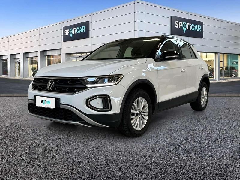 Usata VW T-Roc Life 116 CV (85 kW) 2022 Bianco SUV