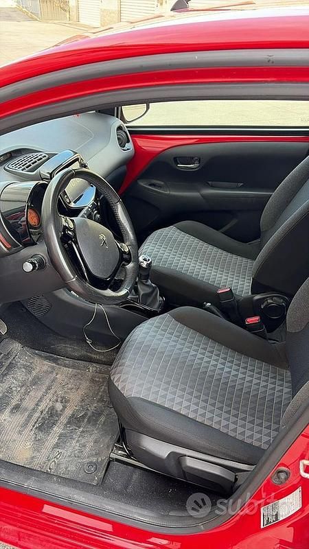 Usata Peugeot 108 Allure 2021 Berlina