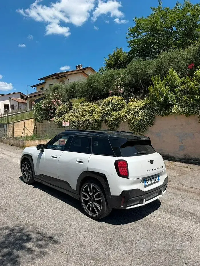 Usata Mini Aceman 75 kW (102 CV) 2025 Bianco SUV