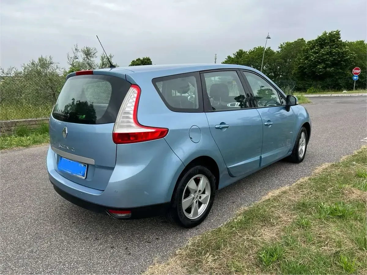 Usata Renault Scenic E-Tech 110 CV (80 kW) 2009 Blu/azzurro Monovolume