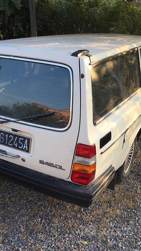 Usata Volvo 240 79 CV (58 kW) 1981 Bianco Station wagon