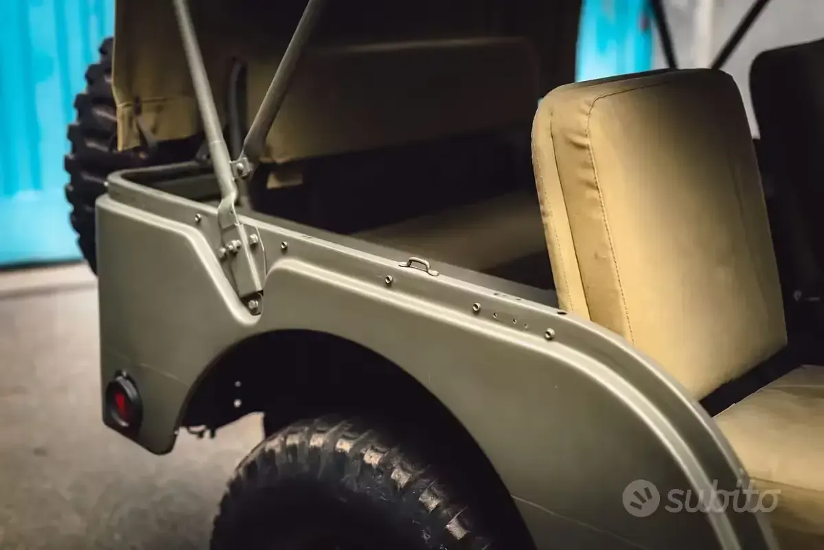 Usata Jeep Willys 60 CV (44 kW) 1970 Verde SUV