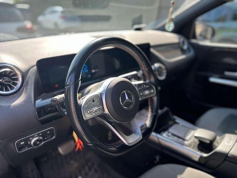 Usata Mercedes B250e Premium 160 CV (117 kW) 2021 Grigio Monovolume